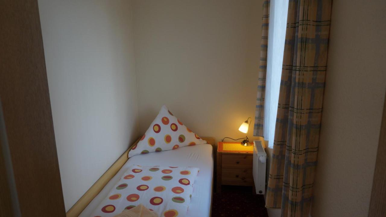 Hotel Neuses Куксхафен Экстерьер фото