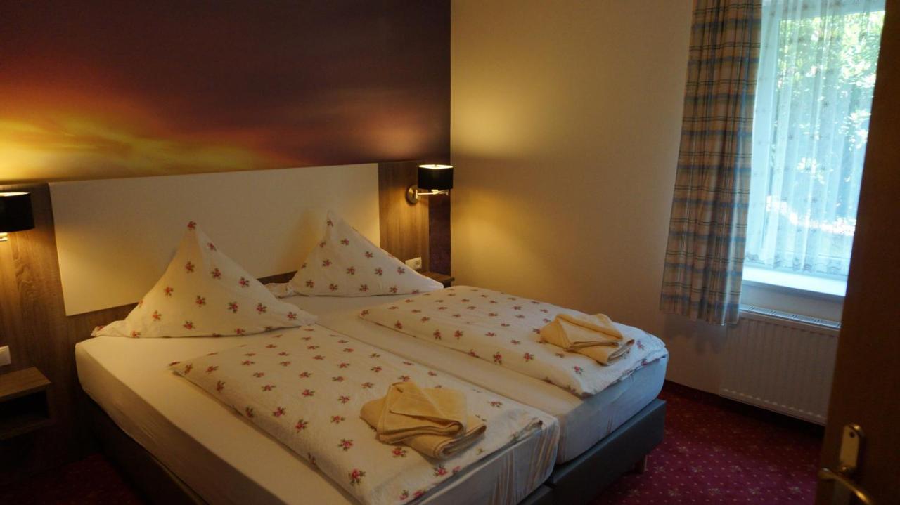 Hotel Neuses Куксхафен Экстерьер фото
