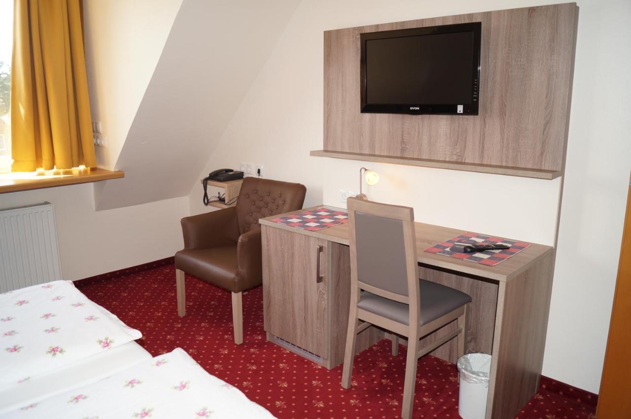 Hotel Neuses Куксхафен Экстерьер фото